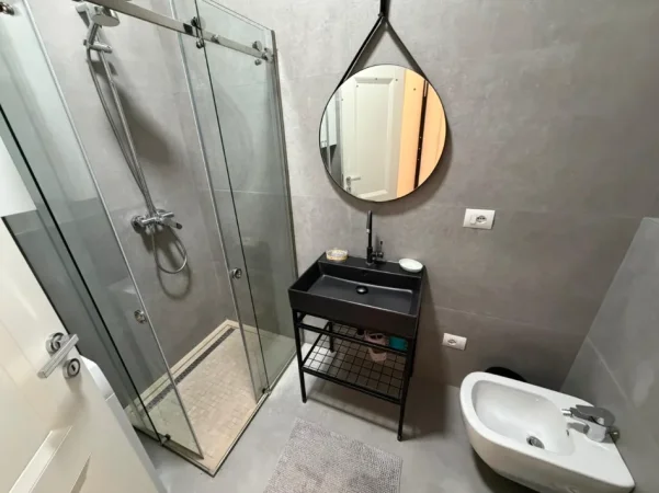 Tirane, jepet me qera apartament 1+1 Kati 7, (rruga e kavajes)