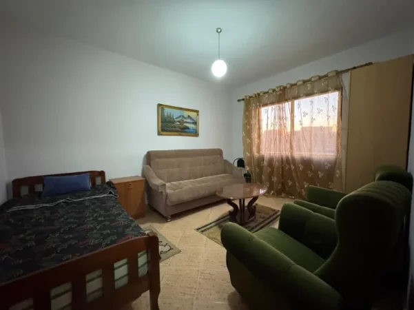 Tirane, jepet me qera apartament 2+1 Kati 4, 80 m² 520 € (LAPRAKE)
