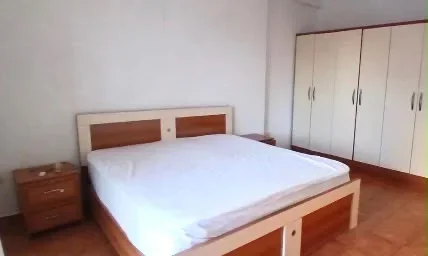 Tirane, jepet me qera 1+1 , 