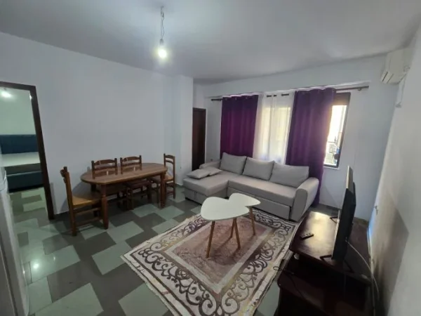 Tirane, jepet me qera apartament 1+1+Aneks+Ballkon Kati 2, 70 m² 500 € (rruga e elbasanit)