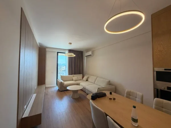 Tirane, jepet me qera apartament 2+1+Ballkon Kati 9, 116 m² 1.250 € (Rruga Mine Peza)