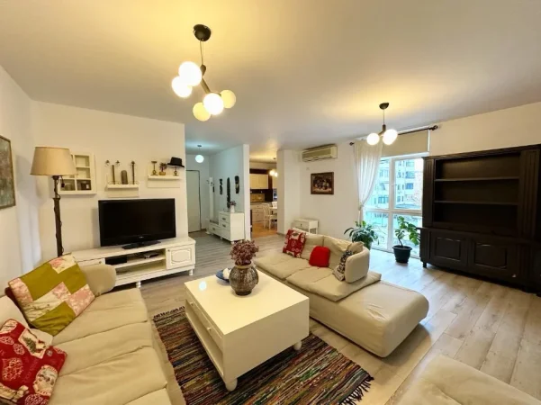 Tirane, jepet me qera apartament 2+1+Aneks+Ballkon , 110 m² 750 € (ish ekspozita , gjykata e rrethit)