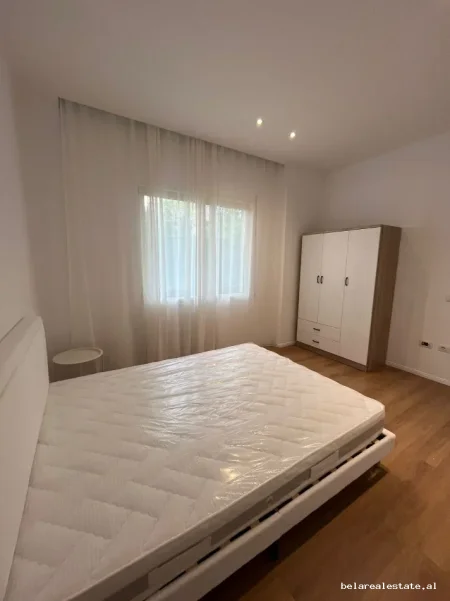 Tirane, jepet me qera Vile 1+1+Ballkon Kati 1, 65 m² 470 € (Namik Delvina)