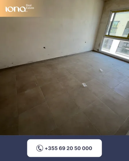 Golem, shitet apartament 1+1 Kati 8, 73 m² (Mali i Robit)