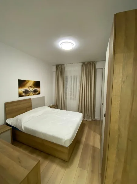 Tirane, jepet me qera 1+1 , 