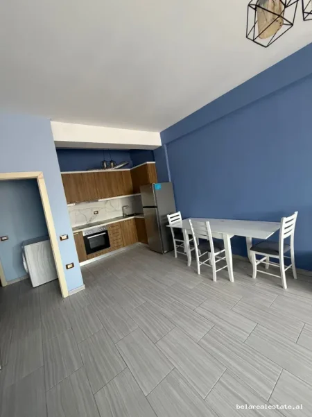 Tirane, jepet me qera apartament 1+1+Ballkon Kati 4, 68 m² 500 € (Teodor Keko)