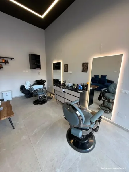 Tirane, shitet aktivitet biznesi Kati 0, 25 m² (4 Deshmoret)