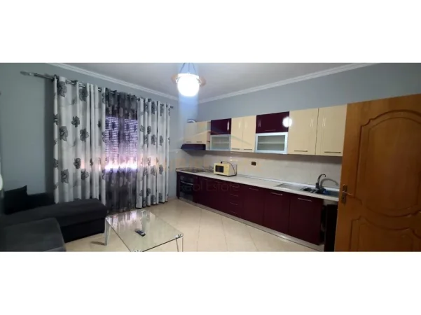 Tirane, jepet me qera apartament 2+1 Kati 6, 87 m² 500 € (Rruga Jordan Misja)
