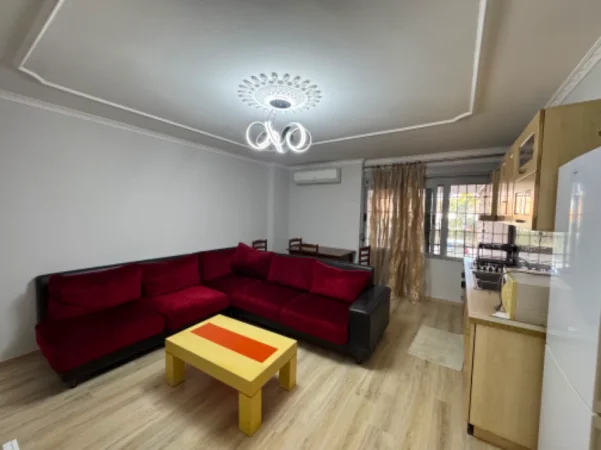 Tirane, shitet apartament 1+1 Kati 1, 51 m² 105.000 € (Don Bosko prane Hotel Ferrari)
