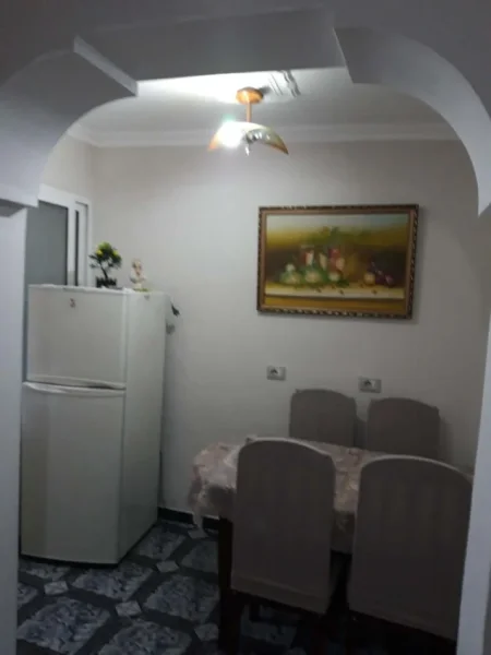 Tirane, jepet me qera apartament 2+1 Kati 5, 86 m² 400 € (Shkolla Bashkuar)