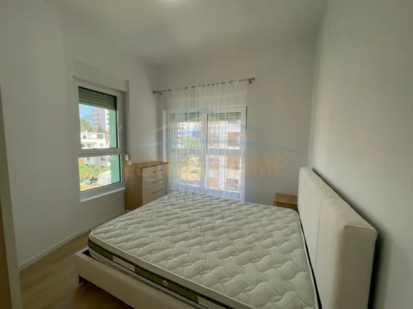 Tirane, jepet me qera apartament 2+1 Kati 5, 69 m² 450 € (Kompleksi Kadiu)