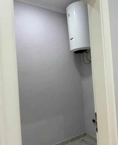 Tirane, jepet me qera apartament 3+1 Kati 6, 114 m² 750 € (Oxhaku)