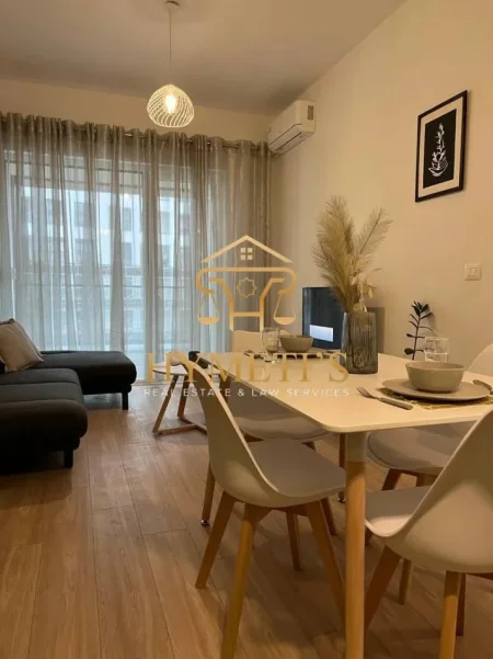 Shqiperi, jepet me qera apartament 1+1 , 60 m² 650 € (Rr. Frosina Plaku)
