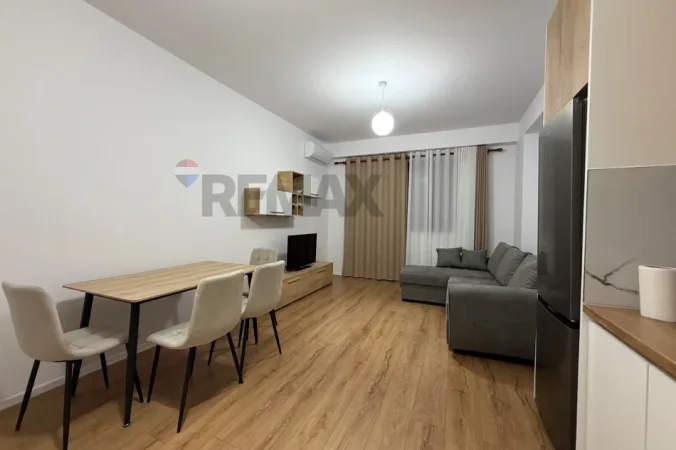 Shqiperi, jepet me qera apartament 1+1 , 4.700 € (Tirane)