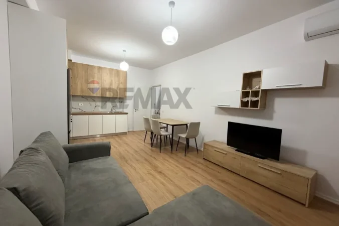 Shqiperi, jepet me qera apartament 1+1 , 4.700 € (Tirane)
