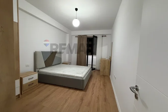 Shqiperi, jepet me qera apartament 1+1 , 4.700 € (Tirane)