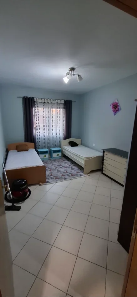 Tirane, jepet me qera apartament 2+1+Ballkon Kati 3, 106 m² 50.000 € (Rruga loni ligori Astir)