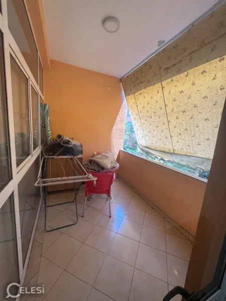 Tirane, jepet me qera apartament 2+1+Aneks+Ballkon Kati 3, 110 m² 650 € (RRUGA DON BOSKO PRANE DENTAL TURK)