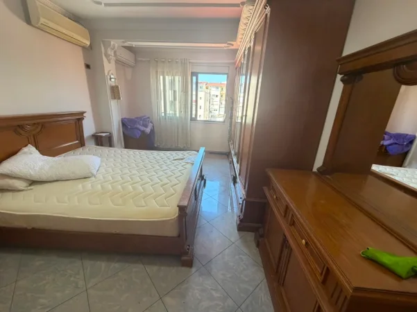 Tirane, jepet me qera apartament 1+1 Kati 5, 65 m² 470 € (Karburant Kastrati tek Myslym Shyri)