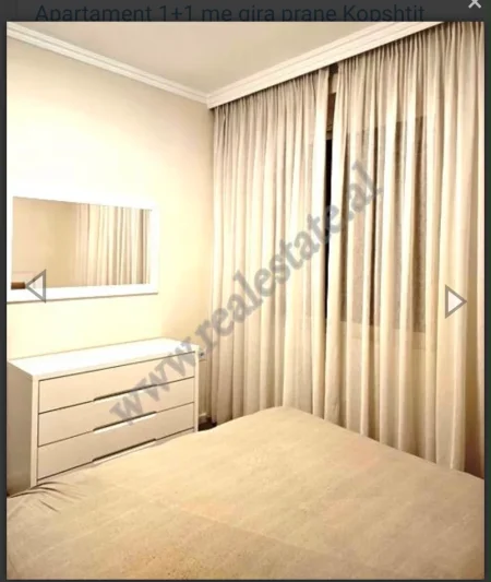 Tirane, jepet me qera apartament 1+1 Kati 2, 60 m² 500 € (Hotel Sokrati ne Rrugen Peti ,Liqeni i Thate)
