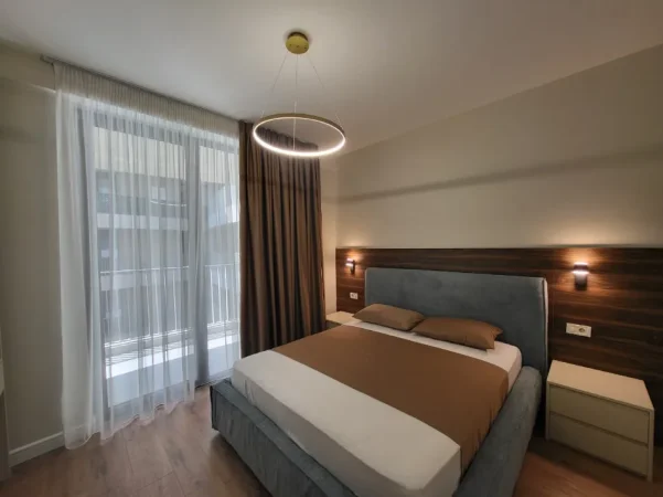 Tirane, jepet me qera apartament 2+1 Kati 9, 115 m² 1.250 € (Golden Tower tek Rr.Mine Peza)