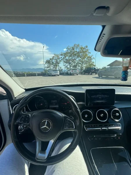 Tirane, shitet makine Mercedes benz Nafte, e bardhë automatik Kondicioner 376.100 km 9.500 €