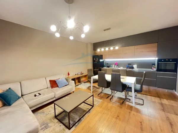 Shitet, Apartament 2+1+2, Kompleksi Panorama, Tiranë 0696069906
