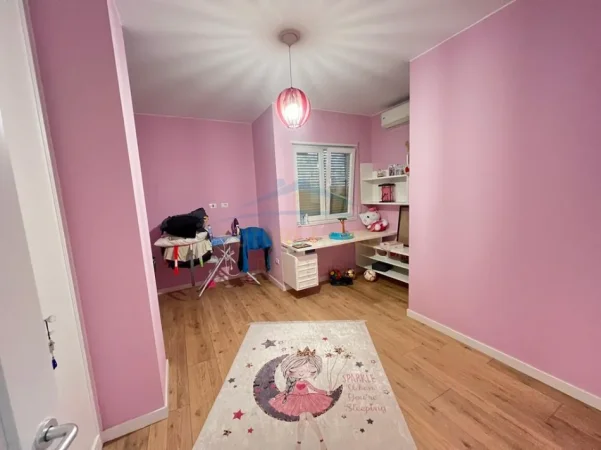 Shitet, Apartament 2+1+2, Kompleksi Panorama, Tiranë 0696069906