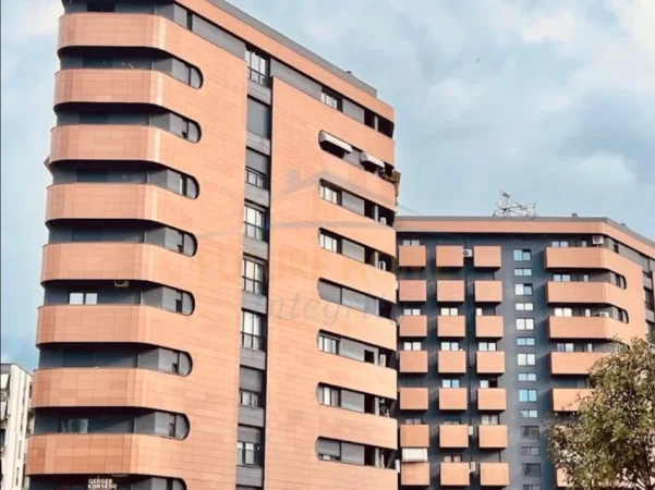 Shitet, Apartament 1+1+Post parkimi, Oasis Residence, Tiranë. 0696069906