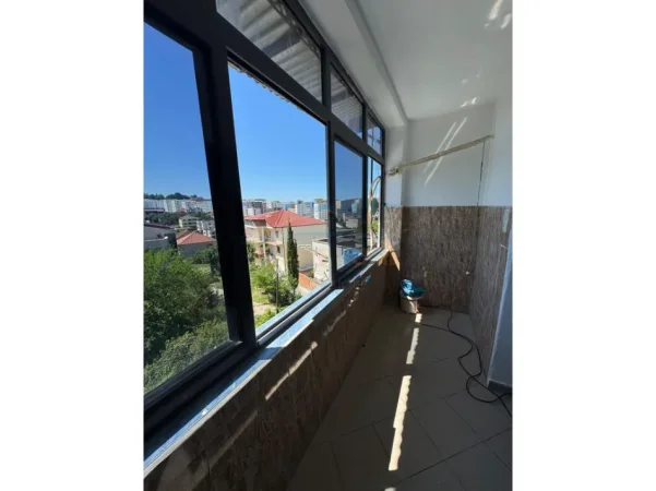 Shitet, Apartament 1+1, Ali Demi, Tirane 0696069906