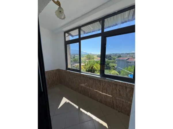 Shitet, Apartament 1+1, Ali Demi, Tirane 0696069906