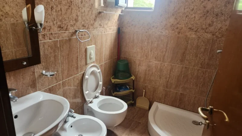 Tirane, jepet me qera apartament Kati 1, 60 m² 315 € (Sauk i Vjeter)