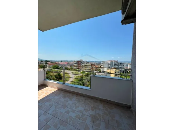 Tirane, shitet apartament 2+1 Kati 7, 114 m² 155.000 € (Restorant Fresku, Rruga e Dajtit)