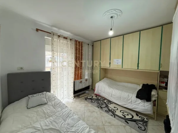Tirane, shitet apartament 2+1+Ballkon Kati 2, 73 m² 142.000 € (Ali Demi)