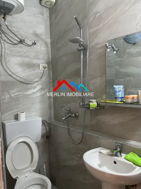 Tirane, jepet me qera apartament 2+1+Ballkon Kati 1, 65 m² 450 € (RRUGA SHEFQET KUKA,FRESK)