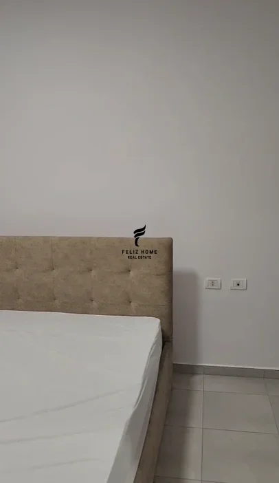 Tirane, jepet me qera apartament 2+1 Kati 5, 87 m² 600 € (YZBERISHT)