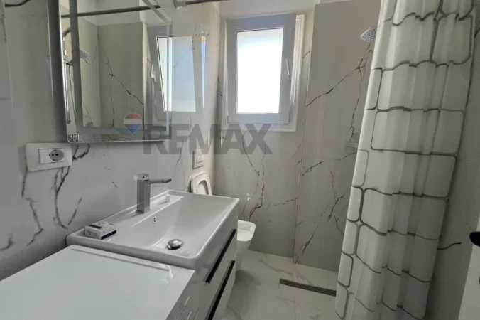 Vlore, jepet me qera apartament 1+1 Kati 1, 55 m² 350 € (Rruga Avdyl Frasheri, Vlore)