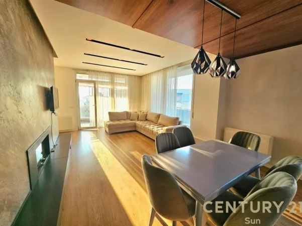 Tirane, jepet me qera apartament 3+1 Kati 3, 145 m² 1.000 € (Kopshti Botanik)