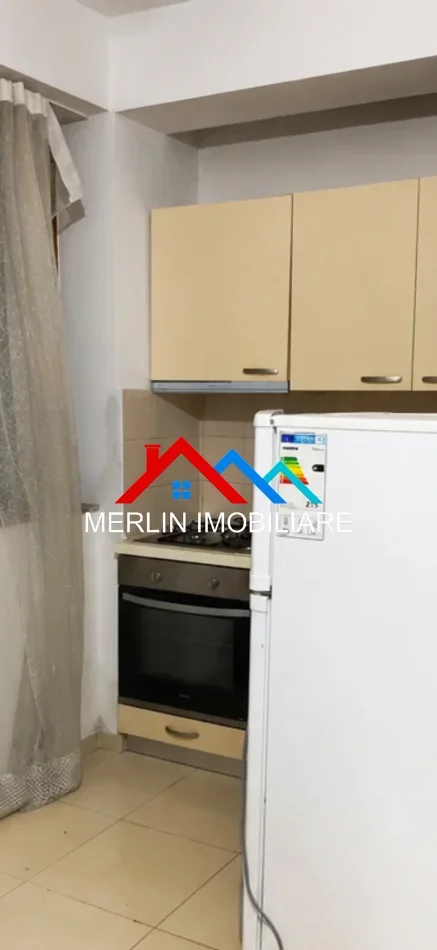 Tirane, jepet me qera apartament 1+1+Ballkon Kati 1, 60 m² 299 € (PORCELAN,RRUGA MARIE KRAJA)