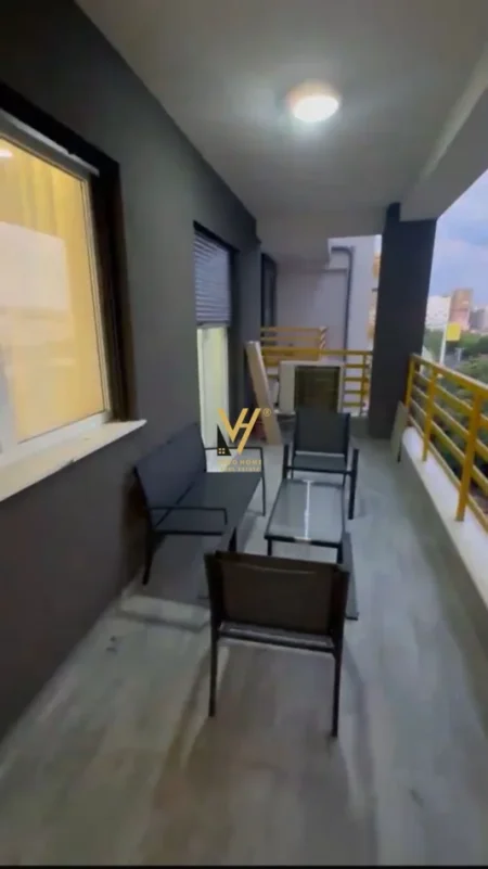 Tirane, jepet me qera apartament 2+1+Ballkon Kati 6, 114 m² 1.000 € (RRUGA DRITAN HOXHA)