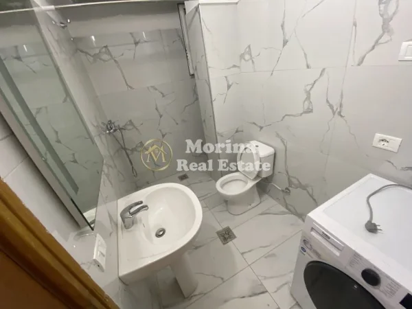 Tirane, jepet me qera apartament 1+1 Kati 1, 45 m² 200 € (Vilat Gjermane)