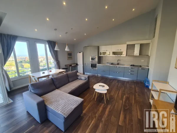 Tirane, jepet me qera apartament 2+1+Aneks+Ballkon Kati 4, 100 m² 700 € (kodra e diellit)
