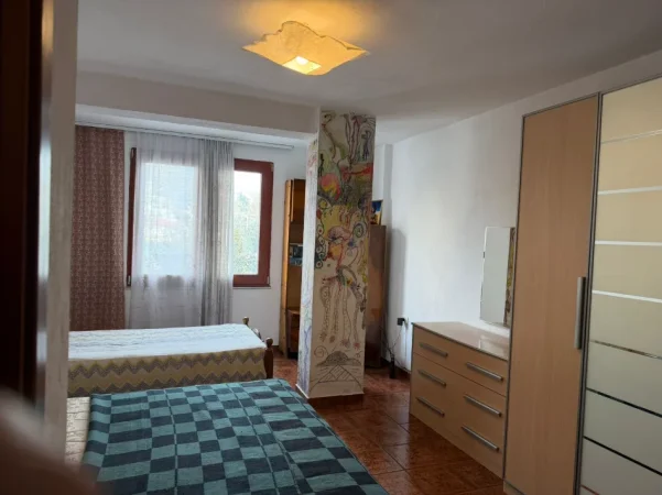 Tirane, jepet me qera apartament 2+1 Kati 2, 101 m² 670 € (Zogu i zi)