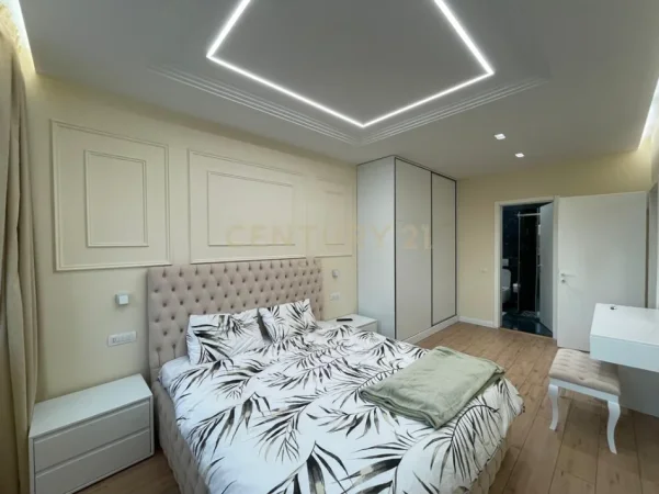 Tirane, jepet me qera apartament 2+1+Ballkon Kati 2, 100 m² 1.400 € (Liqeni i Thate)