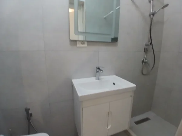 Tirane, jepet me qera apartament 1+1 Kati 1, 35 m² 390 € (21 dhjetori)