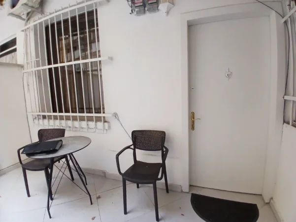Tirane, jepet me qera apartament 1+1 Kati 1, 35 m² 390 € (21 dhjetori)