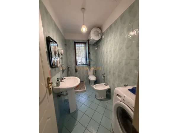 Tirane, shitet apartament 3+1 Kati 1, 91 m² 160.000 € (Ali Demi)
