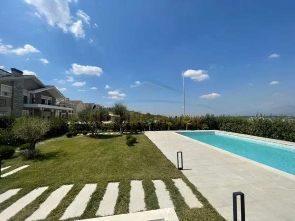 Tirane, jepet me qera Vile 5+1 Kati 3, 1.101 m² 