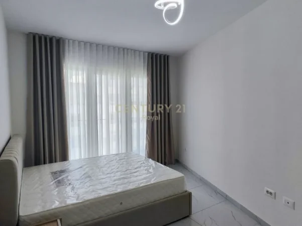 Tirane, jepet me qera apartament 2+1 Kati 4, 96 m² 700 € (Kompleksi Molla)