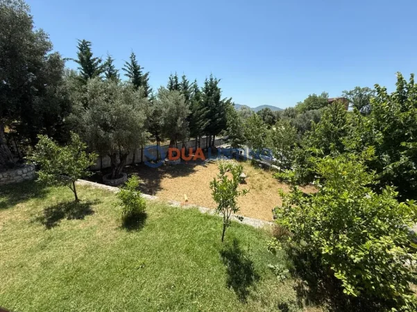 Tirane, jepet me qera Vile Vile 2 Katshe , 250 m² 2.900 € 